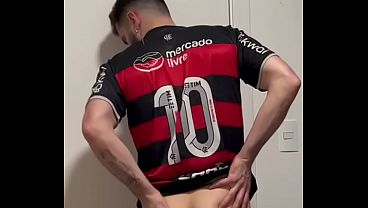 Flamencuista de pau duro se deja chupar como un puto