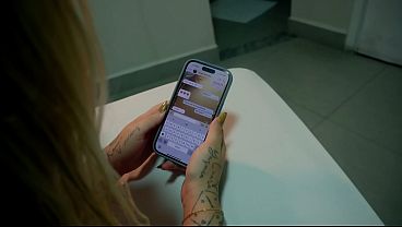 Loira Luxx montando una polla enorme con juguetes de por medio