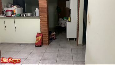 Repartidor de pizza se tira a la pelirroja caliente